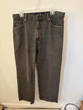 Izod Classic Fit Mens Size 34x29 Jeans Gray Denim Actual 35x28.5 Straight Leg